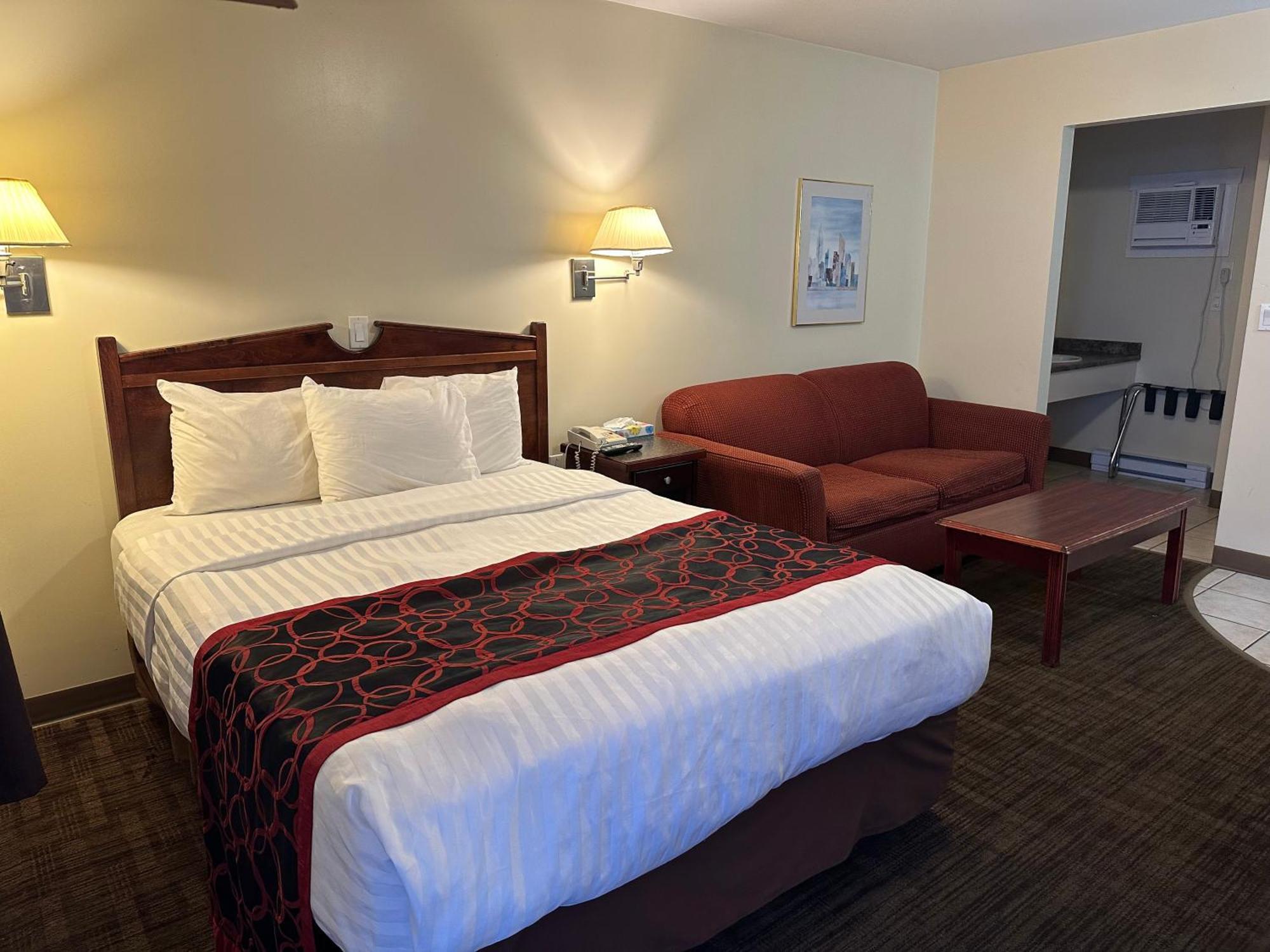 Kings Motor Inn カムループス エクステリア 写真